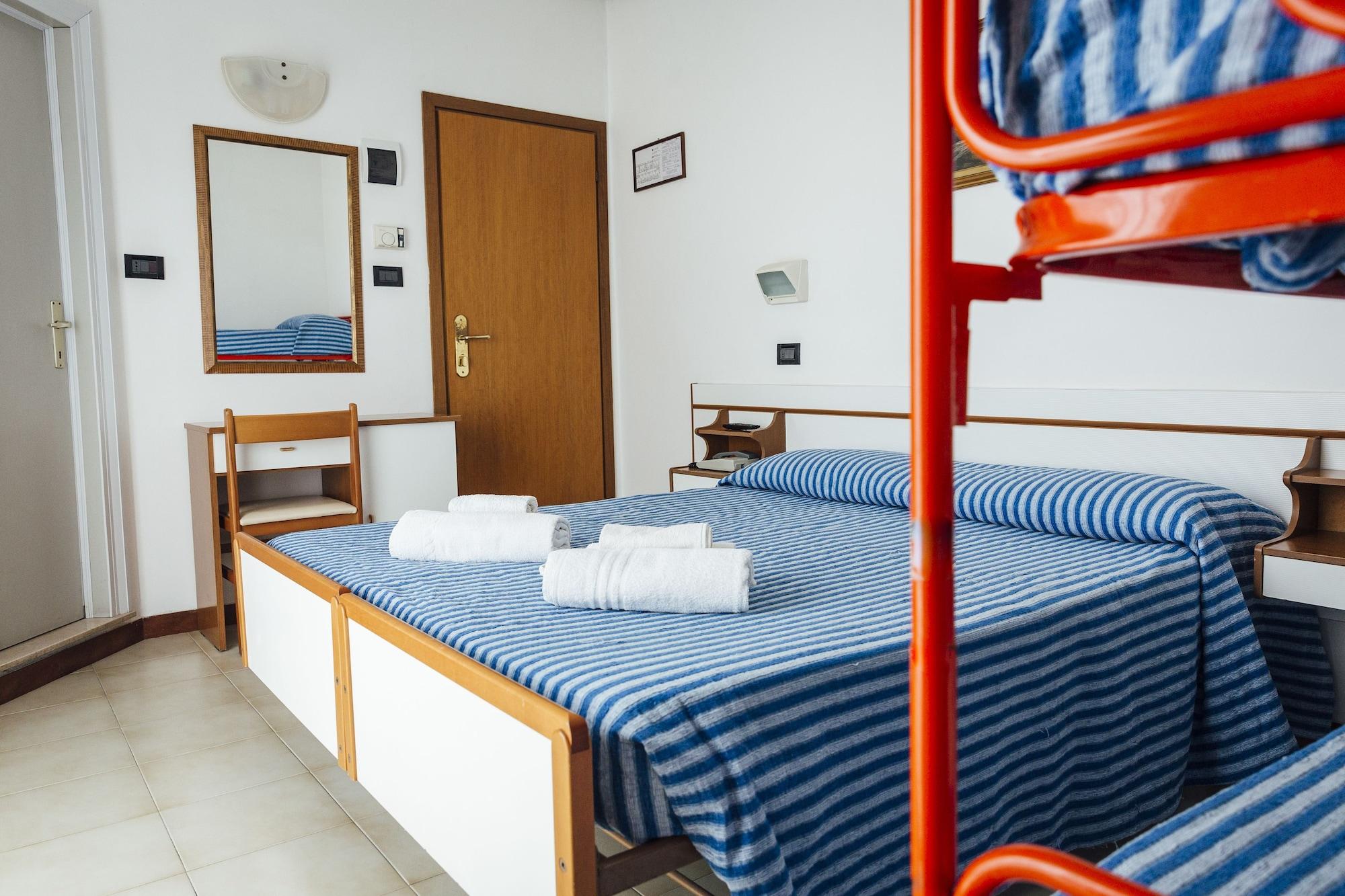 Hotel Montecarlo Rimini Bagian luar foto