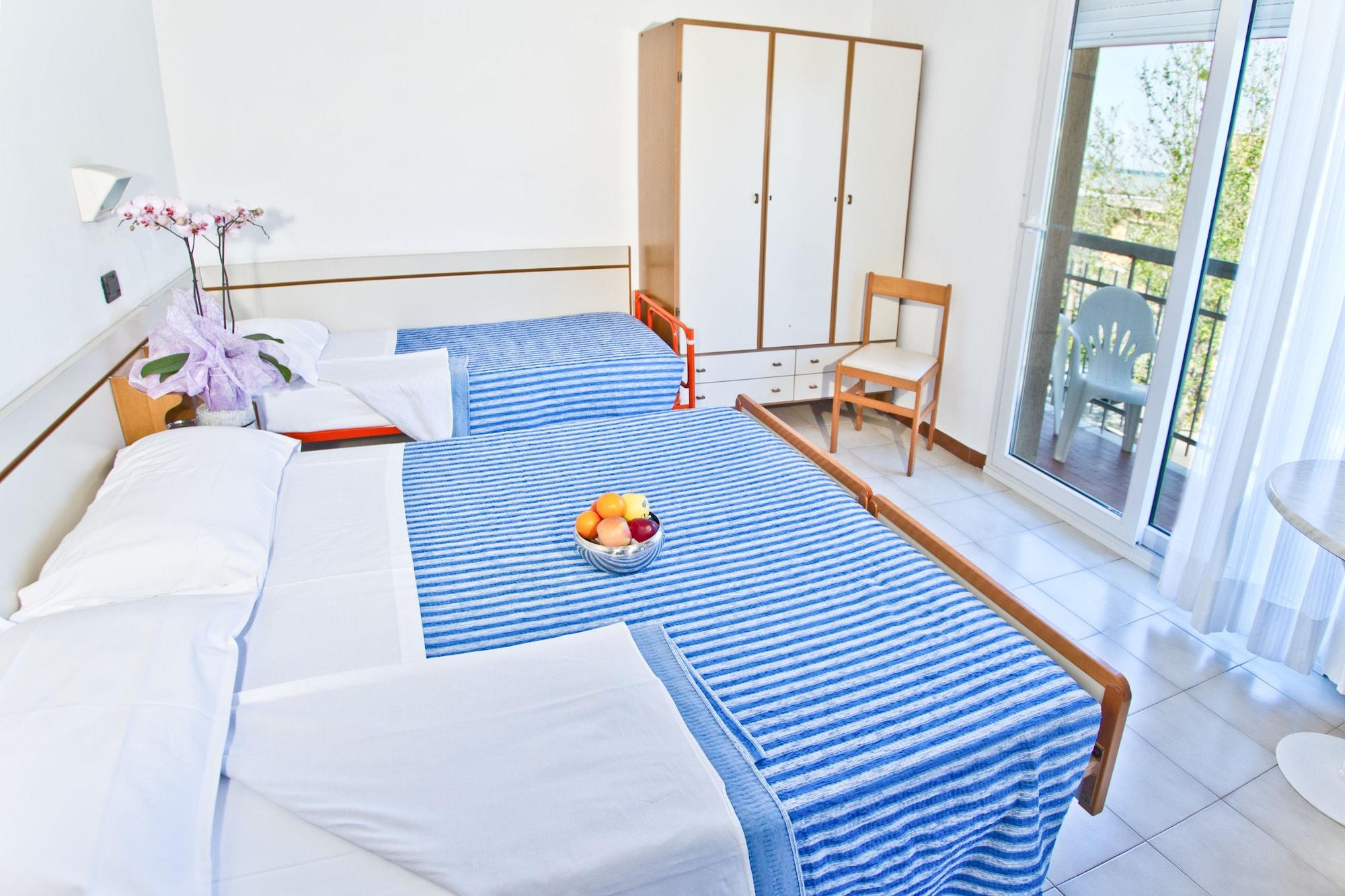 Hotel Montecarlo Rimini Bagian luar foto